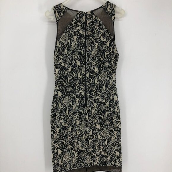 alice + olivia Thalia Sleeveless Dress Black and White Paisley - Picture 4 of 10